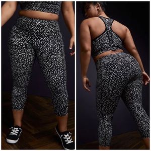Torrid Active Wicking Crop Leggings Performance Core Reflective Dots
